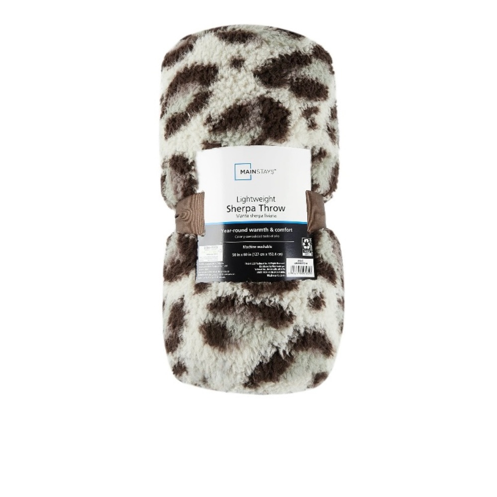 Lightweight Sherpa Throw Blanket 50in by 60in BRAND NEW